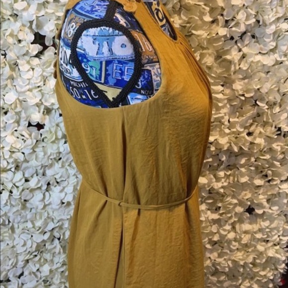 H&M mustard color dress Size 6 - Picture 3 of 16
